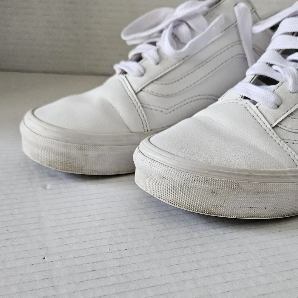 Vans Old Skool leather‎ 721356 sneakers size Women's 7.5